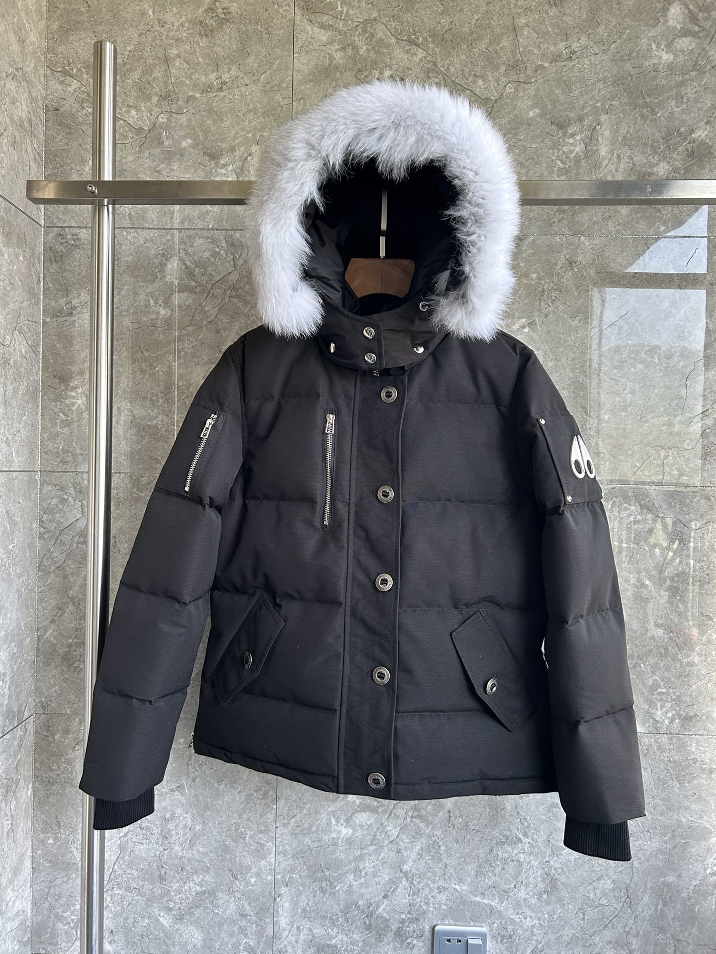 Fur-Hood Puffer Jacket
