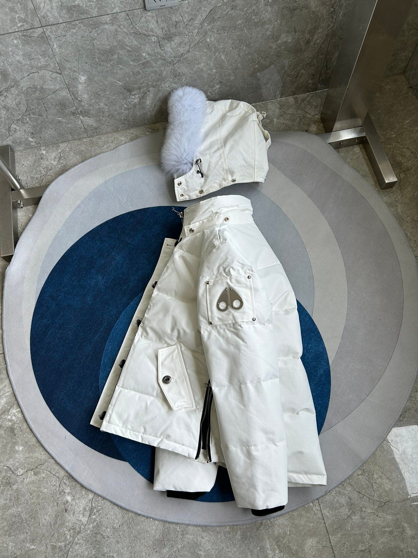 Fur-Hood Puffer Jacket