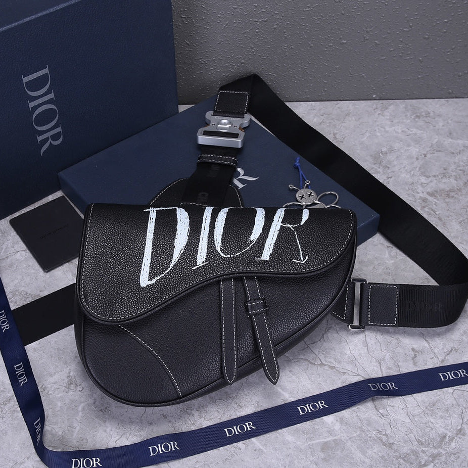 Saddle Crossbody Bag