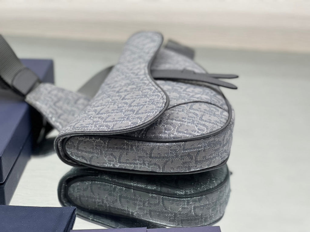 Magnetic Flap Crossbody Bag